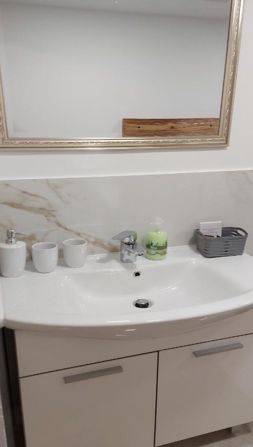 Apartment Hanny 洛什科 外观 照片